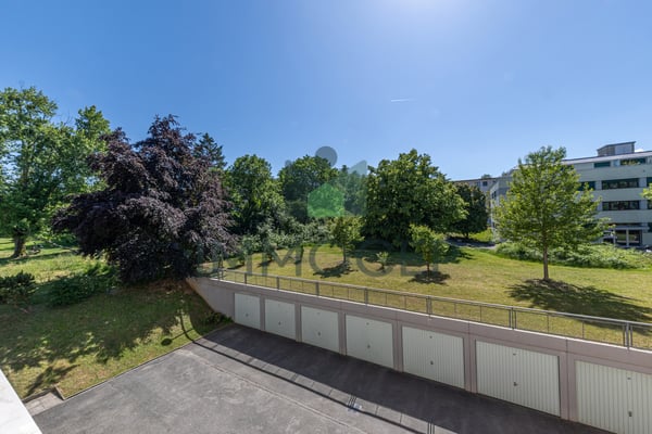 Appartement 5 pièces traversant de 121 m2 pondérés avec loggia 8