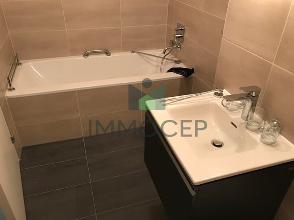 Exclusivité : Grand 4 pièces de 84 m2 pondérés aux Eaux - Vives 6