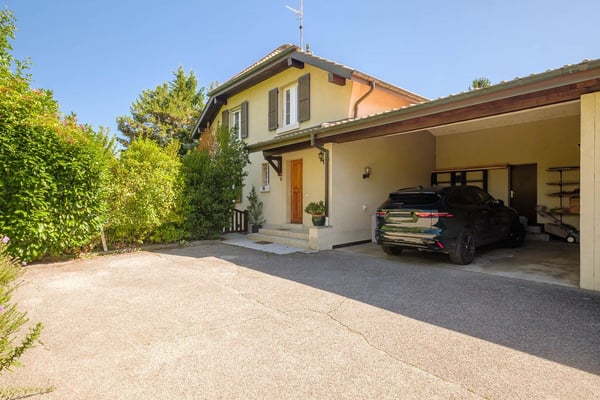 En exclusivité, superbe maison semi-individuelle à Thônex 1