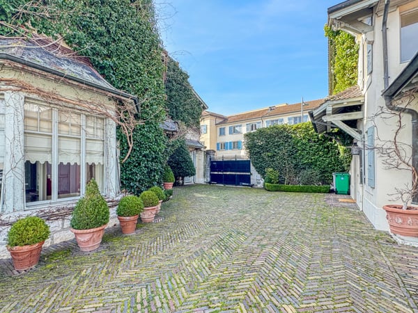 Co-Exclusivité: Maison de charme pieds dans l'eau, avec port privé 7