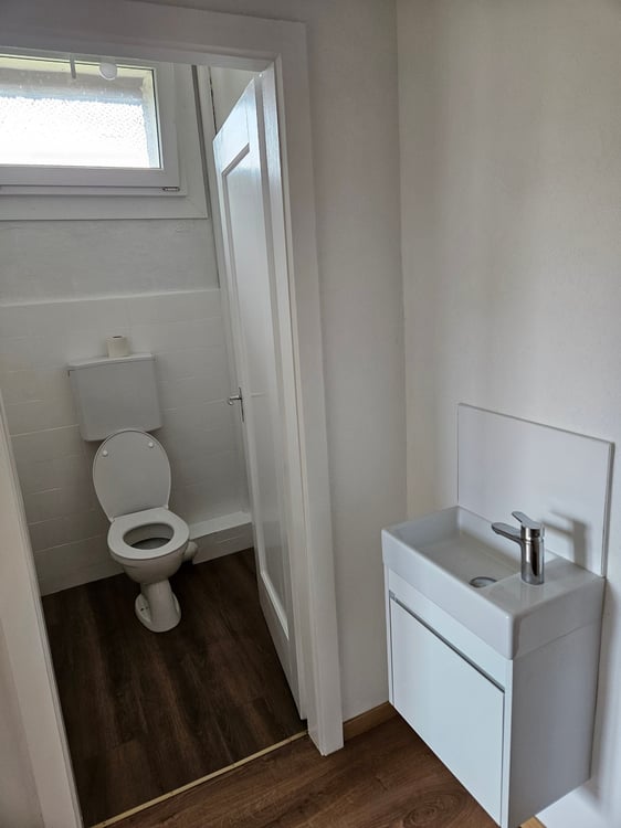 A louer grand appartement rénové de 4 pièces à Chevenez 7
