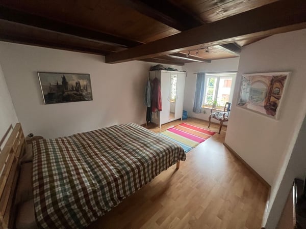 Immeuble de rendement entièrement loué 11