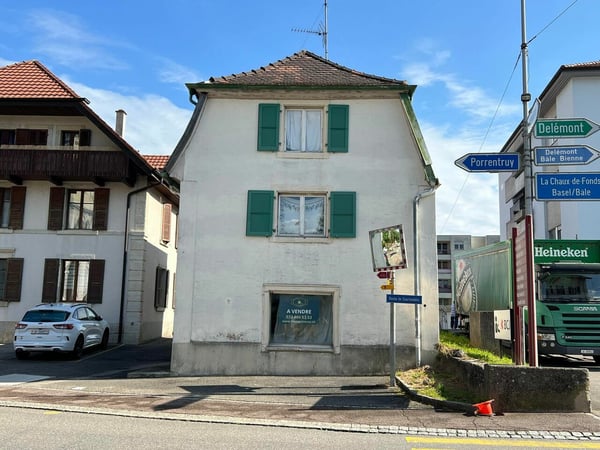 Maison à rénover avec possibilité de créer plusieurs appartements 6