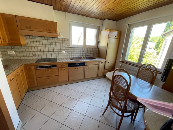 Grande maison rénovée située au centre du village de Chevenez 7