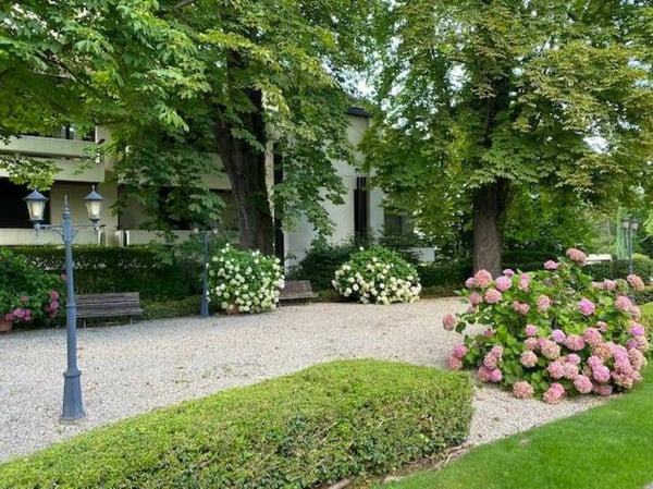 Appartement 2.5 pièces à Cologny 2