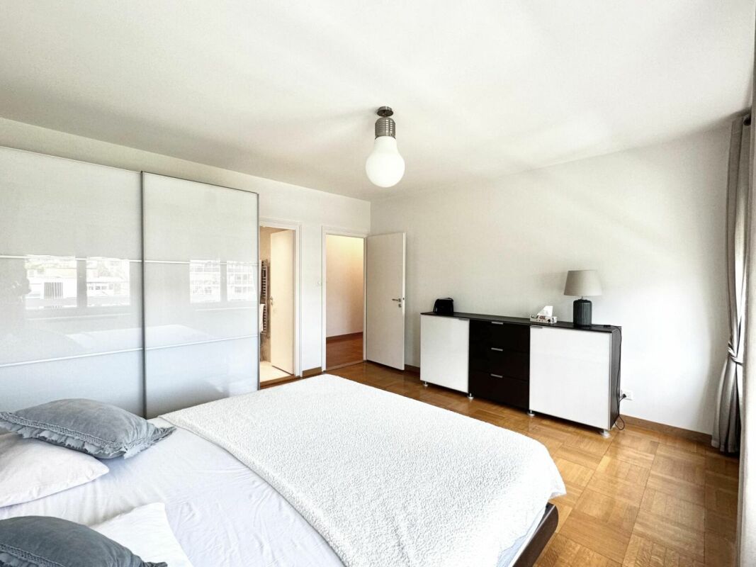 Apartment 7 rooms in Genève