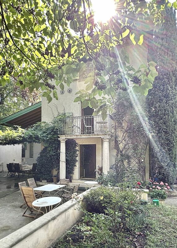 Charmant appartement meublé sur une propriété privée