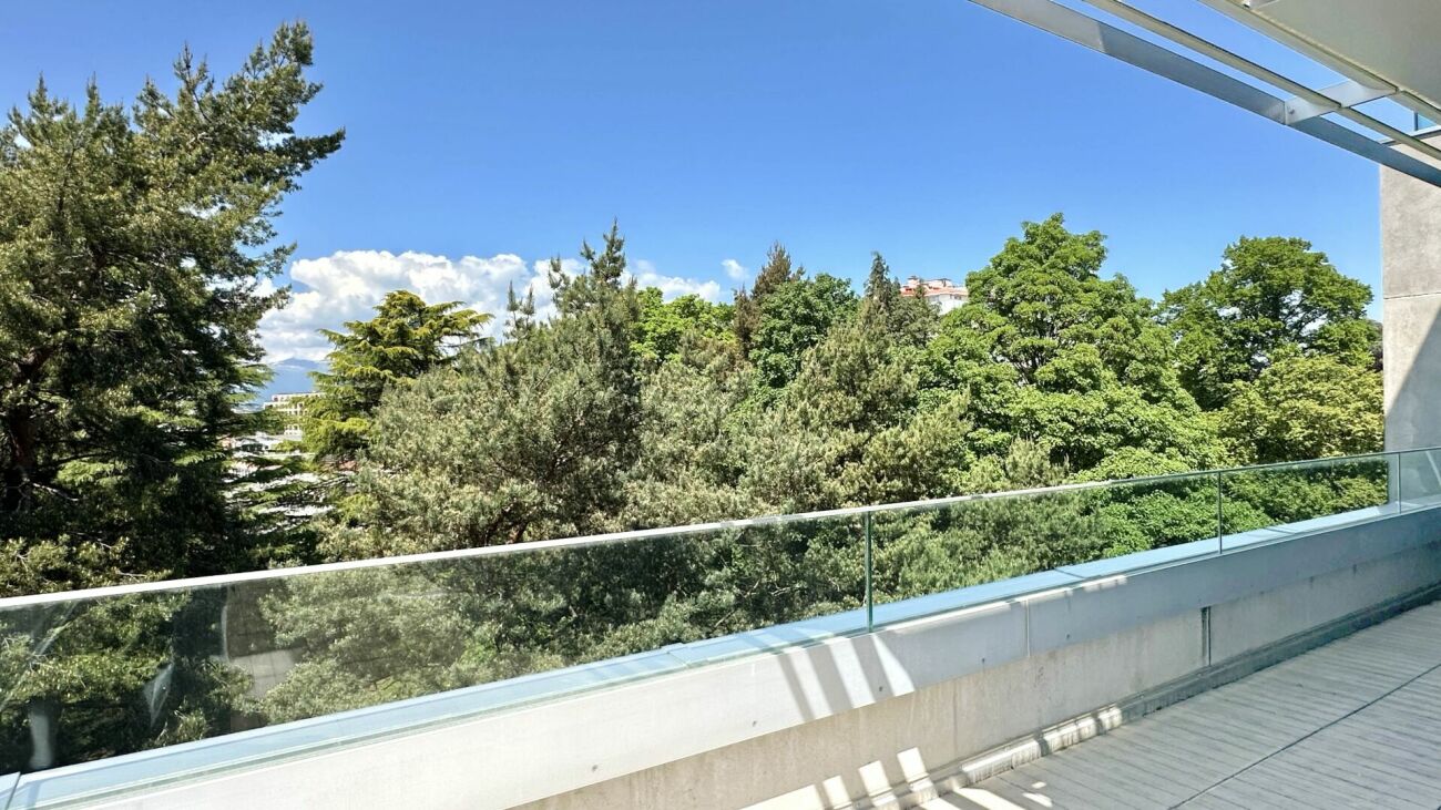 Magnifique appartement avec terrasse et vue au 5e étage
