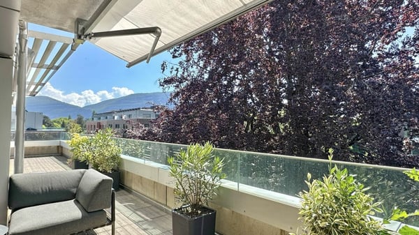 Magnifique appartement avec terrasse et vue au 5e étage 8