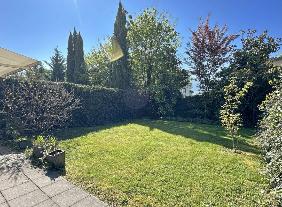 Bel appartement avec jardin à Champel