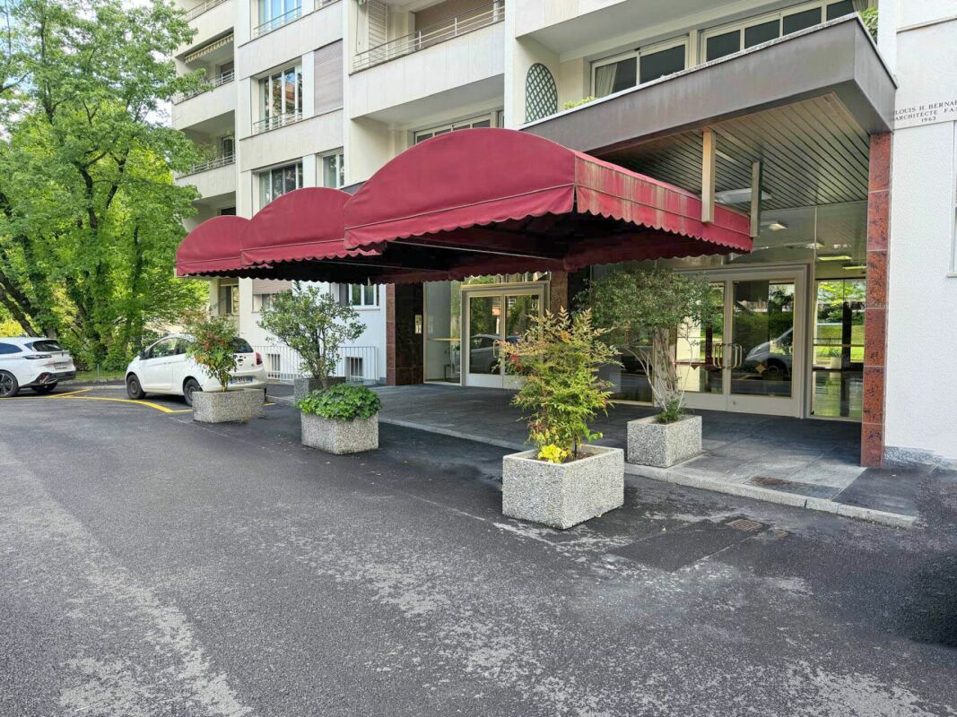 Bel appartement spacieux avec deux balcons