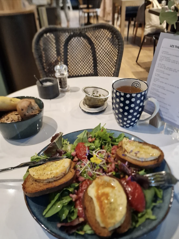 Cafe - Eaux Vives