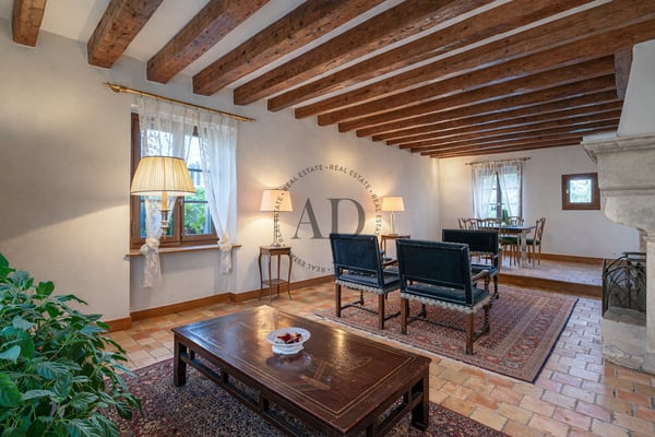 Magnifique ancien corps de ferme 7