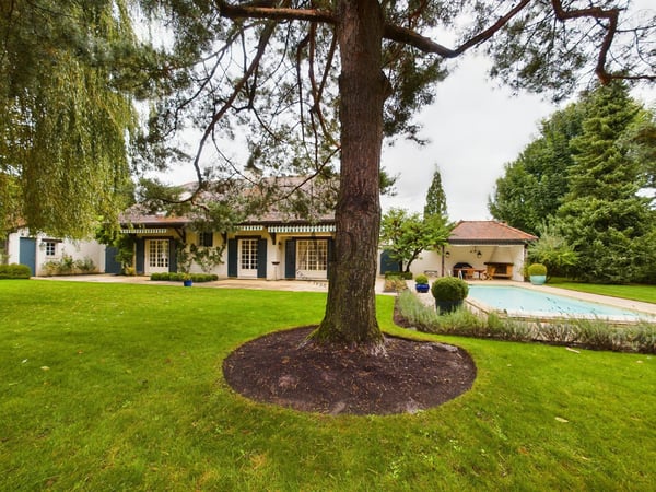 Maison individuelle avec piscine 9