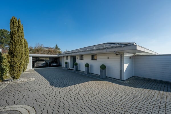 EN EXCLUSIVITE : Maison contemporaine avec magnifique vue 2