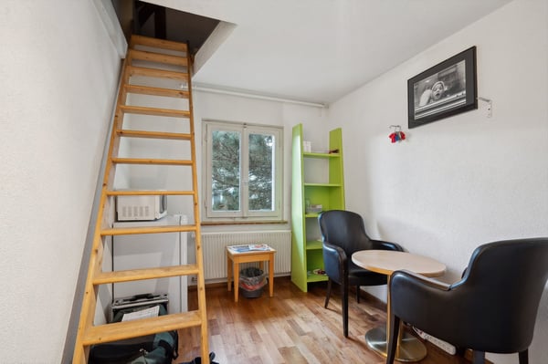 20-jähriges Mietkonzept mit 2 möblierten Zimmern. CHF 11'950 Brutto. 12