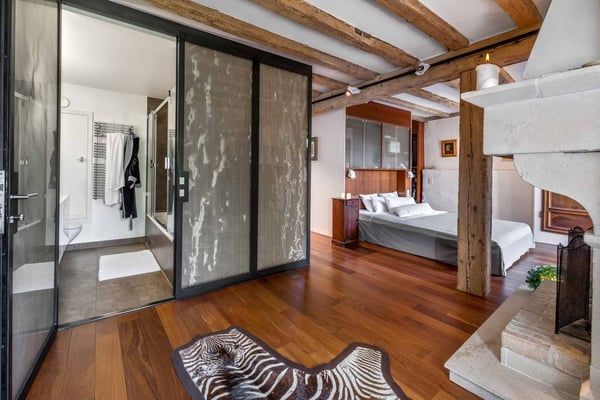 Coup de coeur pour ce bien rare et prestigieux 7