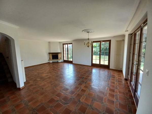 Villa jumelle située dans un écrin de verdure 2