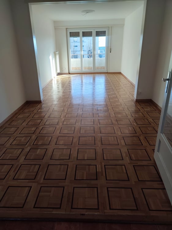 Spacieux et lumineux logement, très bien situé, dans un quartier familial. 4