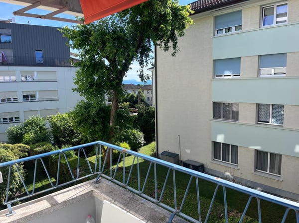 Agréable logement, entièrement rénové, idéal pour une famille 9