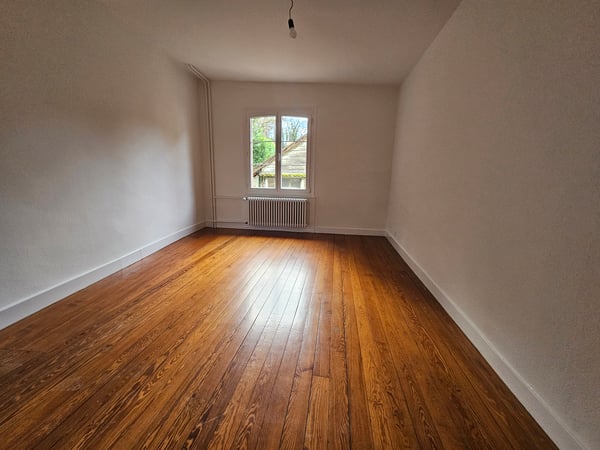 Logement de 5.5 pièces au 1er étage avec cave 5