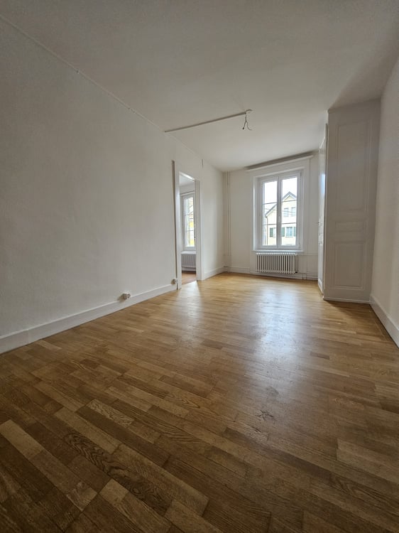 Logement de 5.5 pièces au 1er étage avec cave 7