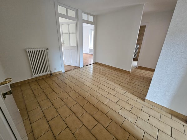 Logement de 5.5 pièces au 1er étage avec cave 2