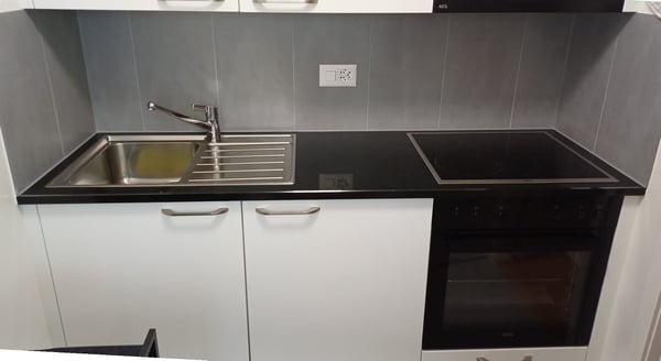 Logement idéalement situé avec belle vue sur le lac. 4