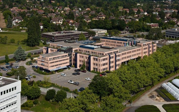 VOTRE NOUVELLE ACTIVITE DANS DE MAGNIFIQUES BUREAUX DE 280M2 1