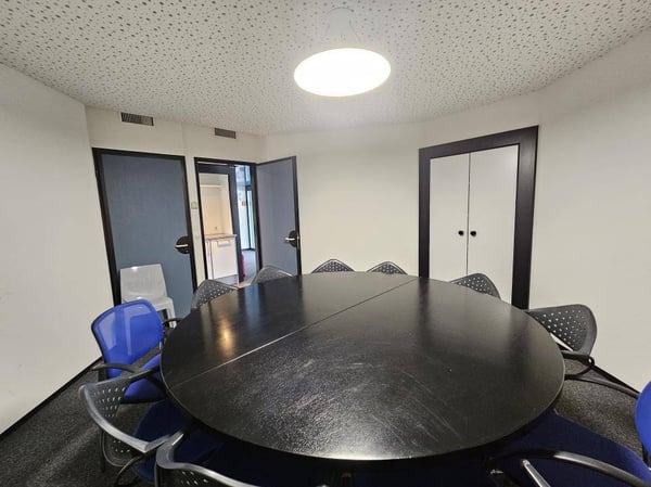 VOTRE NOUVELLE ACTIVITE DANS DE MAGNIFIQUES BUREAUX DE 280M2 6