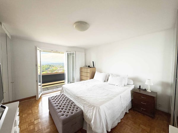 Spacieuse villa familiale avec une vue imprenable 8