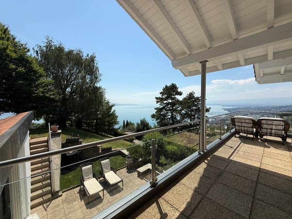 Spacieuse villa familiale avec une vue imprenable 12