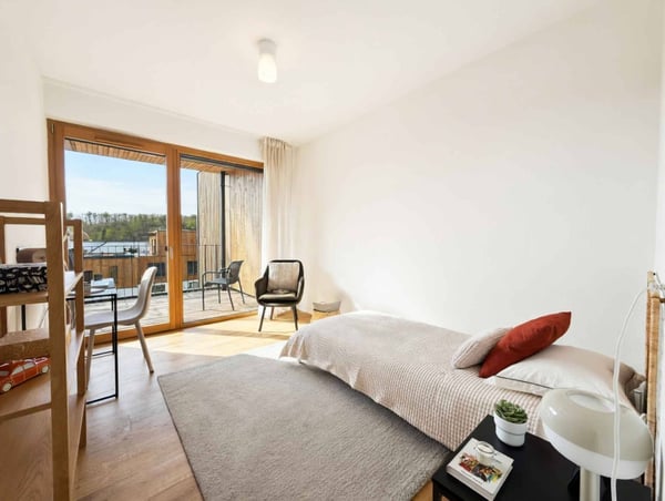 Maison de ville dans un parc arboré et privé 8
