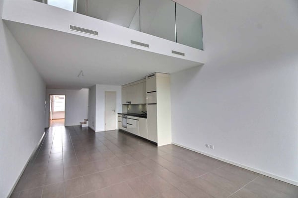 Superbe appartement 3.5 pièces avec mezzanine et loggia à Gollion 2