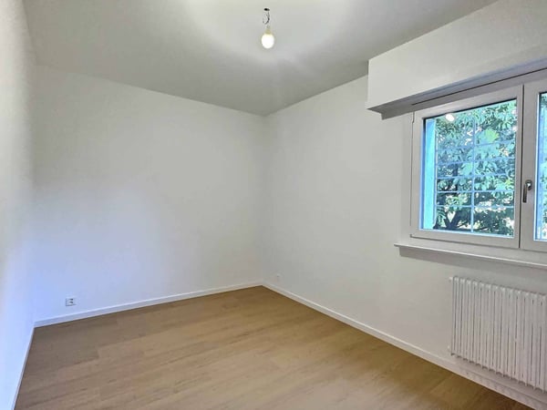 Spacieux logement entièrement rénové avec jardin privatif à Prilly 6