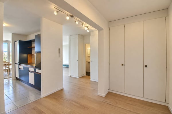 Spacieux et lumineux 3.5 pièces avec vue dégagée à Lausanne 4