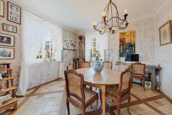 L'élégance intemporelle d'une maison de maître lausannoise 9