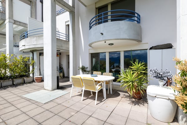 Duplex en rez-de-jardin avec vue lac 11