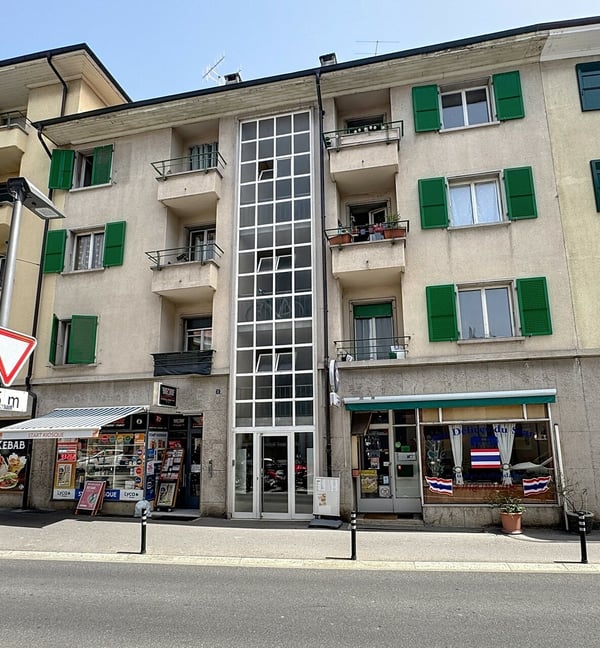 Immeuble de rendement idéalement placé au centre de RENENS 1