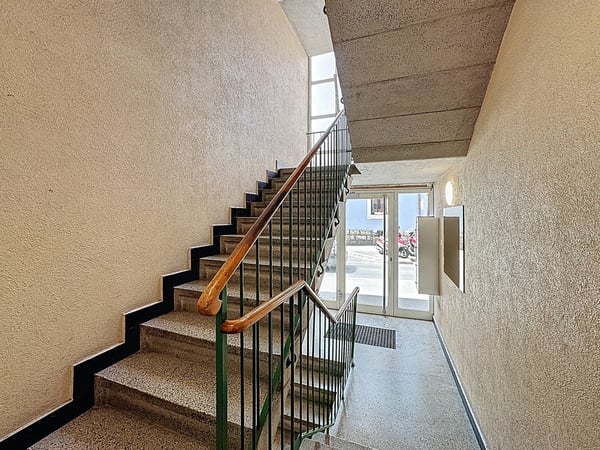 Immeuble de rendement idéalement placé au centre de RENENS 5