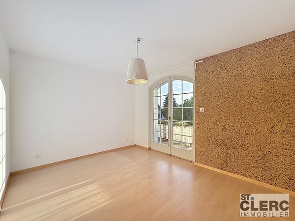 Bel appartement de 6 pièces avec jardin privatif 11