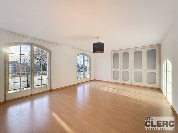 Bel appartement de 6 pièces avec jardin privatif 10