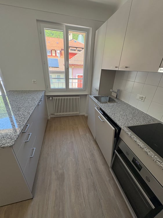 Charmant appartement de 3,5 pièces avec grand balcon à Vallorbe 9