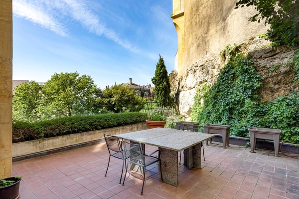 Élégance et caractère au coeur de la vieille ville 7