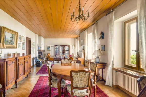 Maison de maître avec dépendance 3