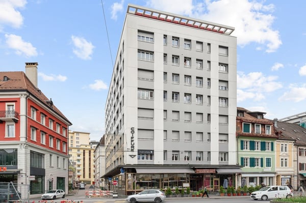 Local commercial au 1er étage 10