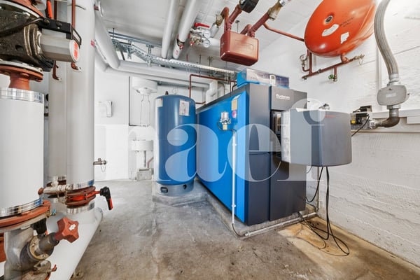 Immeuble industriel , artisanal et administratif 12
