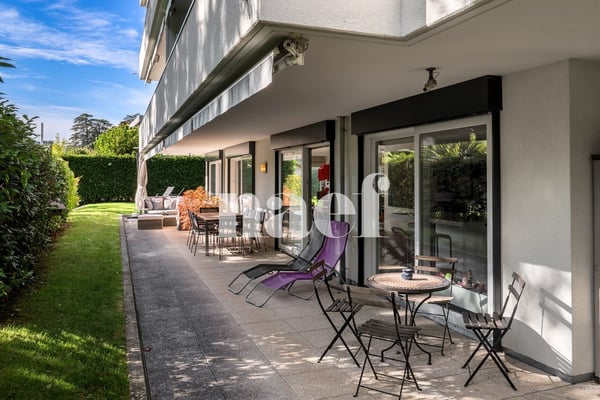 Magnifique appartement en duplex avec terrasse et jardin 13