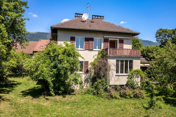 Villa familiale au fort potentiel dans un environnement privilégié 1