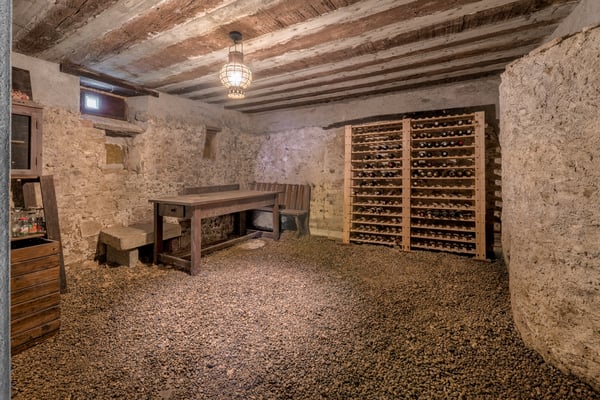 Maison de caractère au coeur de Bonvillars 12